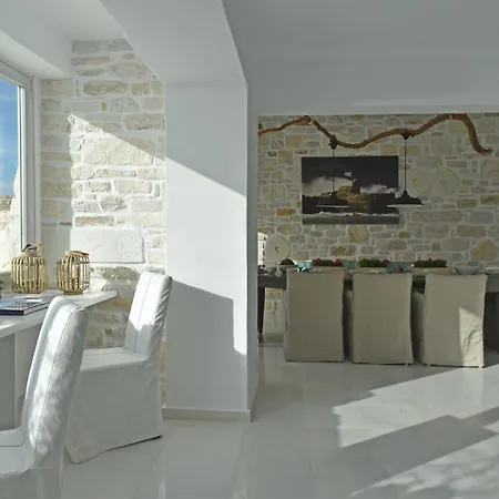 Villa Aethra Exclusive *