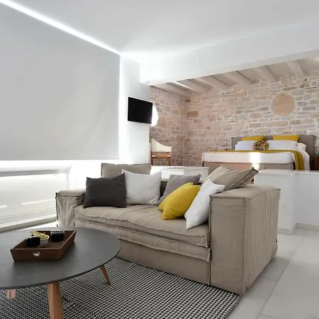 Aethra Exclusive Villa *